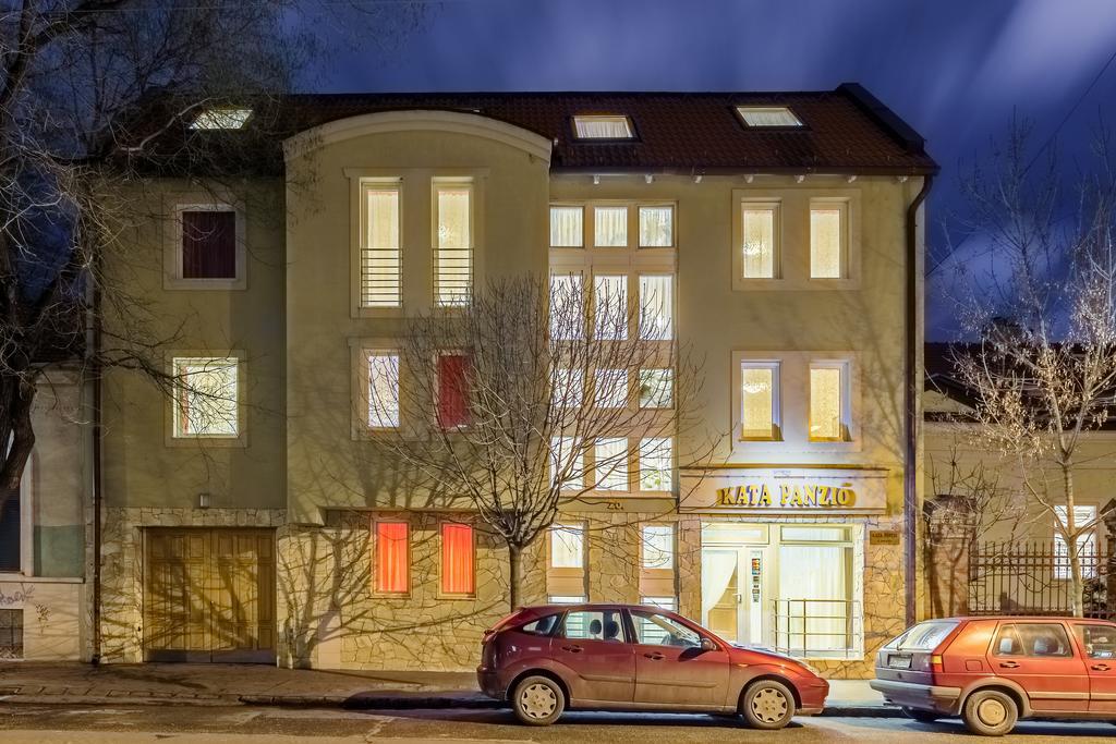 Bed and Breakfast Kata Panzio Szegedin Exterior foto