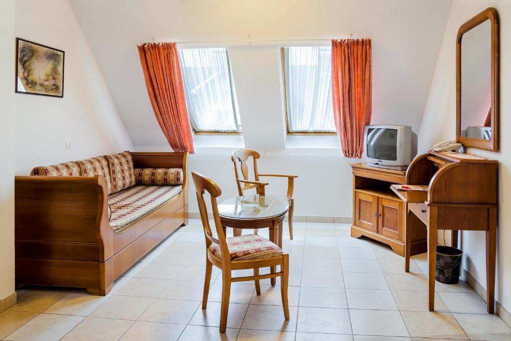 Bed and Breakfast Kata Panzio Szegedin Zimmer foto